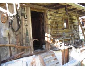 Vorhova kašča- Sp. Kraše  Vorhover Getreidespeicher- Spodnje Kraše  Vorhov Granary – Spodnje Kraše